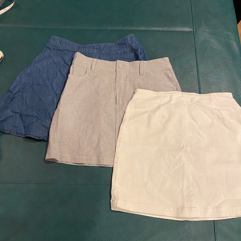 Skirt bundle 🤍